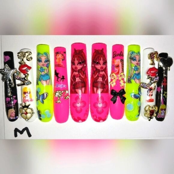 Hand crafted custom 10pc xxxl acrylic press on nails - Picture 4 of 5